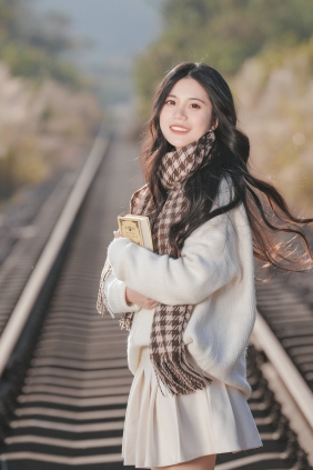 [YITUYU]艺图语 2025.09.18 韩系人像拍摄 阿咩 [13P-105MB]