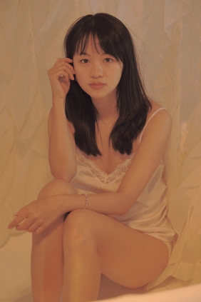 [YITUYU]艺图语 2025.08.18 一颗苹果 莉莉安 [18P-186MB]