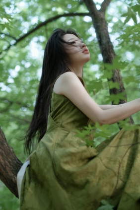 [YITUYU]艺图语 2025.05.06 绿意 姚-胖胖 [29P-668MB]