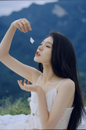 [YITUYU]艺图语 2025.07.18 降临于山 Chensuy333 [41P-626MB]