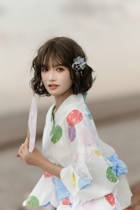 [YITUYU]艺图语 2025.07.27 日式海边温情 兔子Zzz不吃胡萝卜 [25P-303MB]