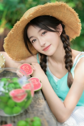 [YITUYU]艺图语 2025.06.22 夏日的甜蜜切片 林淼鑫 [38P-705MB]