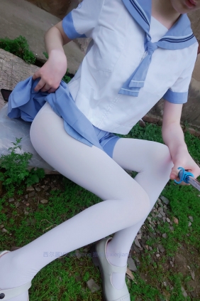 微博萌妹子西尔酱 - 青草水手服 [74P1V-696MB]