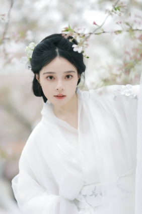 [YITUYU]艺图语 2025.04.16 万物清明 岁岁如意 [14P-132MB]