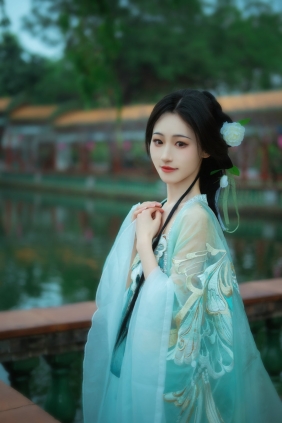 [YITUYU]艺图语 2025.08.16 柳如烟 十七 [15P-448MB]