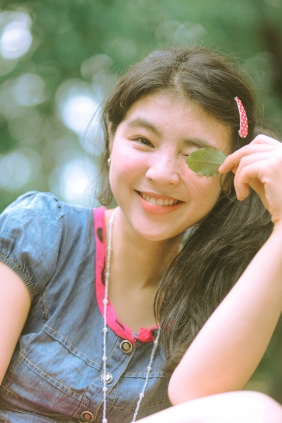 [YITUYU]艺图语 2025.07.23 千禧年邻居家那个爱穿搭的姐姐 野柚子 [14P-80MB]