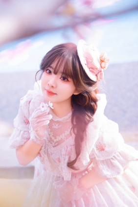 [YITUYU]艺图语 2025.10.01 樱园洛丽塔：童话春境的少女诗 六六 [30P-467MB]