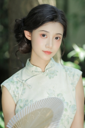 [YITUYU]艺图语 2025.08.23 竹影斑驳 一口烧麦 [18P-215MB]