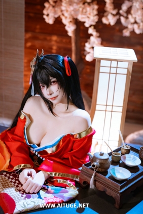 人气Coser二佐Nisa - 碧蓝航线 大凤 原皮 [35P-1.22GB]