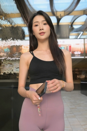 精选街拍视频 No.10200 橙子摄影 - 紫色灵动（上）[MP4-8.48GB]