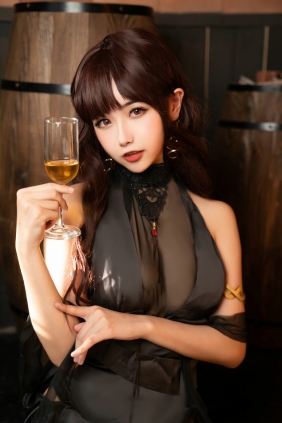 微博妹子Momoko葵葵 - DSR50 [30P-464MB]