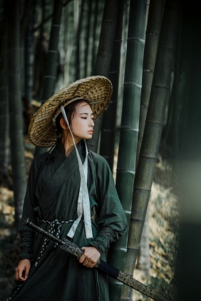 [YITUYU]艺图语 2025.05.31 十面 叶初婳 [21P-232MB]