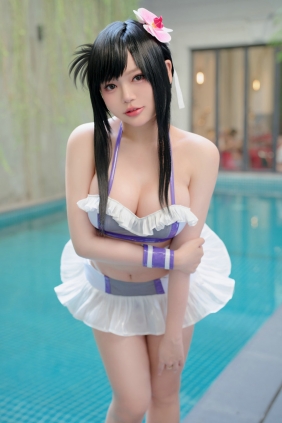 ZinieQ - Tifa FF VII Swimsuit [38P7V-1.26GB]