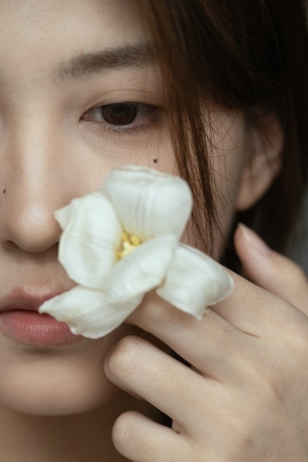 [YITUYU]艺图语 2025.05.02 青春像褪色的旧照片，暗淡无光 小雨 [34P-343MB]