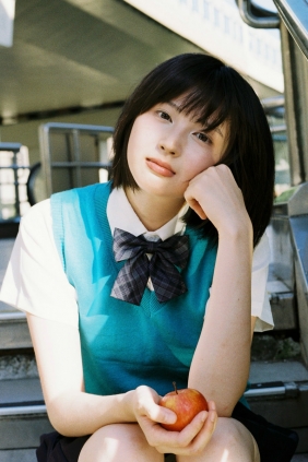 [YITUYU]艺图语 2025.08.19 跃动青春 有小面包 [24P-165MB]