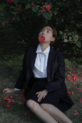 [YITUYU]艺图语 2025.09.20 那年的山茶 森森 [15P-119MB]