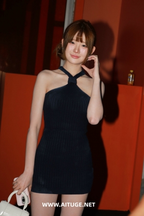 精选街拍视频 No.9864 深蓝色包臀裙小姐姐 [138P-1.57GB]