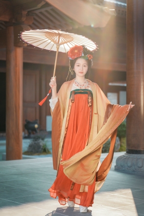 [YITUYU]艺图语 2025.10.04 古风人像拍摄 清婉 [20P-246MB]