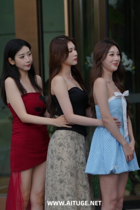 精选街拍视频 No.9951 巧笑倩兮 美目盼兮 [184P3V-3.70GB]