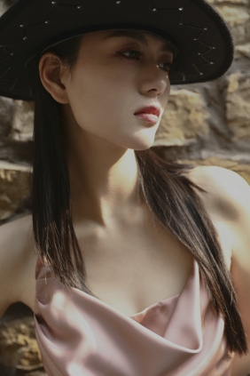 [YITUYU]艺图语 2025.06.21 COWGIRL 婉婉 [18P-447MB]