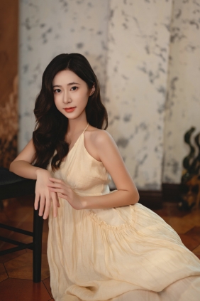 [YITUYU]艺图语 2025.03.30 悠韵时光里的优雅倩影 富婆 [44P-986MB]