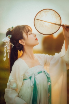 [YITUYU]艺图语 2025.07.29 蓬莱仙 公子不坏 [15P-214MB]