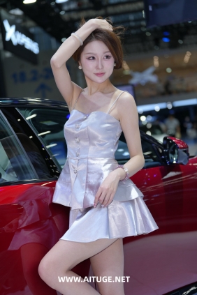 精选街拍视频 No.9726 银色裙装米娜baby [46P-864MB]