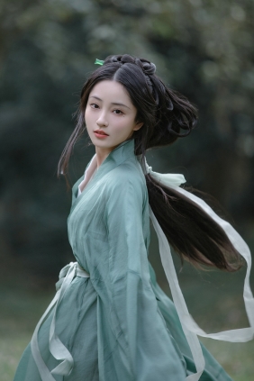 [YITUYU]艺图语 2025.08.20 秋实 小温暖想要个大太阳 [17P-295MB]