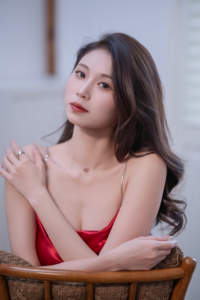 [YITUYU]艺图语 2025.08.06 慵懒与性感的碰撞 Model六 [30P-542MB]