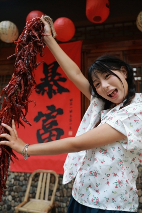 [YITUYU]艺图语 2025.10.16 丰收的喜悦 小u [45P-578MB]