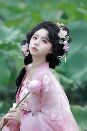 [YITUYU]艺图语 2025.07.19 泛舟 蓁蓁爱吃辣 [15P-153MB]