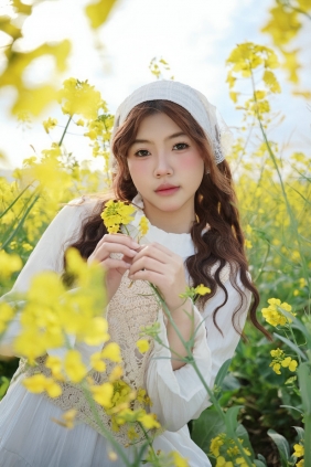 [YITUYU]艺图语 2025.08.17 田园少女油菜花 静静已 [39P-808MB]