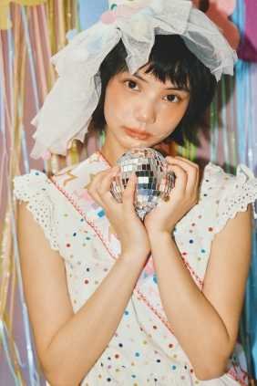 [YITUYU]艺图语 2025.04.06 快乐生日女孩 一一 [24P-419MB]