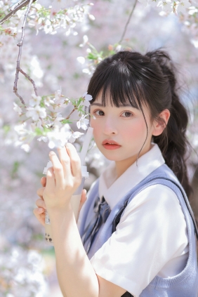 [YITUYU]艺图语 2025.04.19 花信物语 捉到一只苏苏 [17P-173MB]