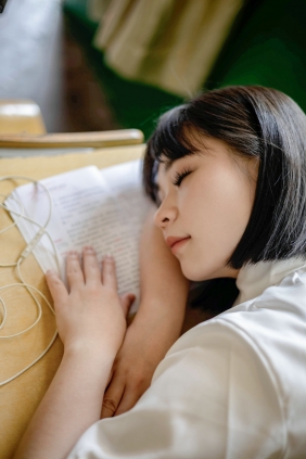 [YITUYU]艺图语 2025.08.13 青春回溯 雪华 [32P-192MB]