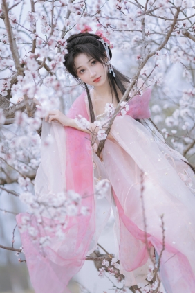 [YITUYU]艺图语 2025.05.09 杏花小仙子 绮罗生的小苏苏 [19P-441MB]