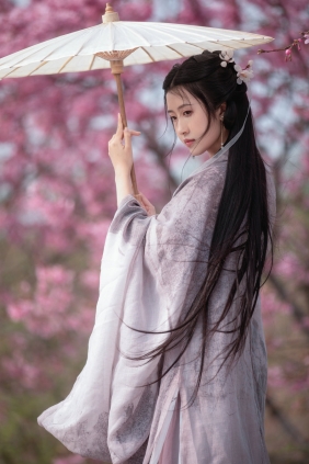 [YITUYU]艺图语 2025.04.27 春樱 秋雨 [16P-246MB]