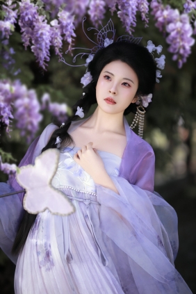 [YITUYU]艺图语 2025.09.03 紫藤花开 青城一玲 [11P-119MB]