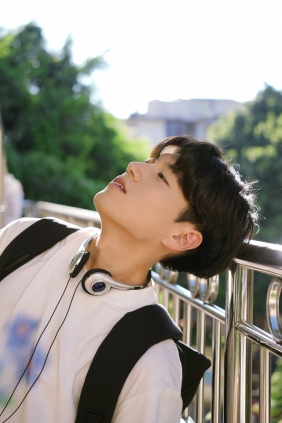 [YITUYU]艺图语 2025.09.13 夏日少年 [11P-158MB]