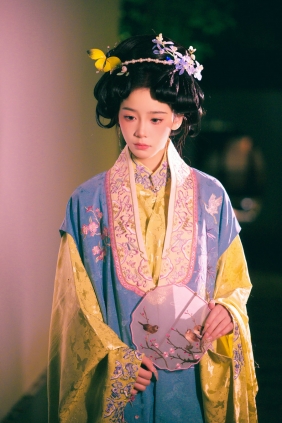 [YITUYU]艺图语 2025.04.26 一拂袖便是三百个春秋 小熊 [33P-283MB]