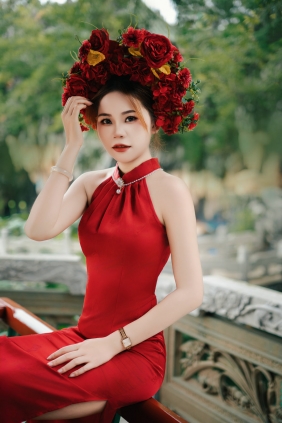 [YITUYU]艺图语 2025.09.06 簪花少女 草莓熊 [11P-189MB]