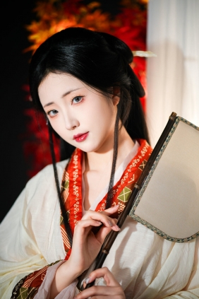 [YITUYU]艺图语 2025.04.22 浮光 兔牙w [22P-353MB]