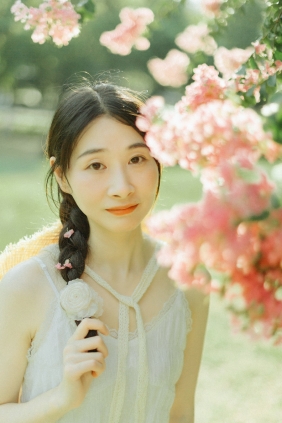 [YITUYU]艺图语 2025.04.30 紫藤花开 十二 [48P-1.24GB]