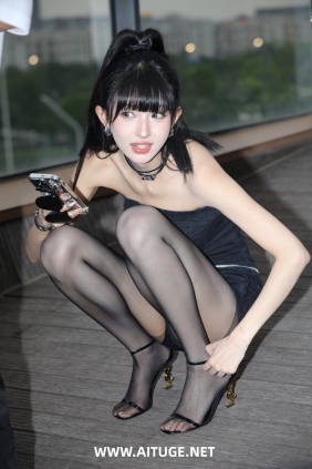 精选街拍视频 No.9937 美腿凉高跟换鞋 [60P-597MB]