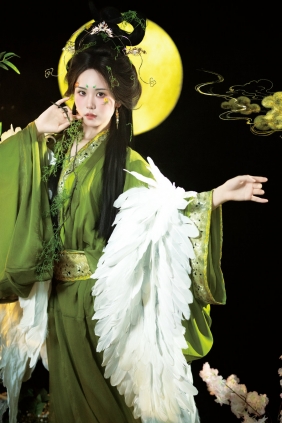 [YITUYU]艺图语 2025.09.02 山鬼 憨憨婷… [14P-282MB]