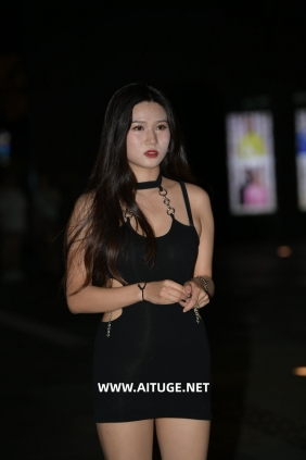 精选街拍视频 No.9307 黑色修身裙 [174P-3.51GB]