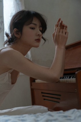 [YITUYU]艺图语 2025.05.28 少女的心事 小雨天气 [14P-202MB]