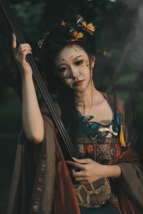 [YITUYU]艺图语 2025.07.30 枯蝶 是琳琳呀 [25P-221MB]