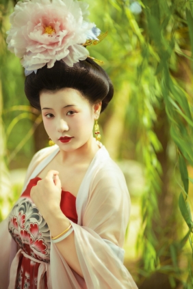 [YITUYU]艺图语 2025.09.24 簪花仕女图 [25P-281MB]