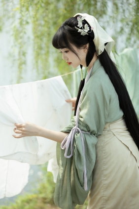 [YITUYU]艺图语 2025.09.02 一溪新绿 是只琳 [14P-234MB]